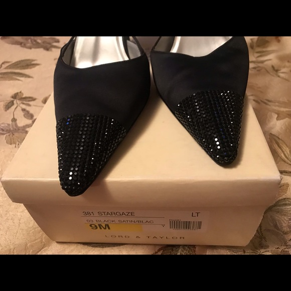 Black satin dress shoes - Picture 2 of 4